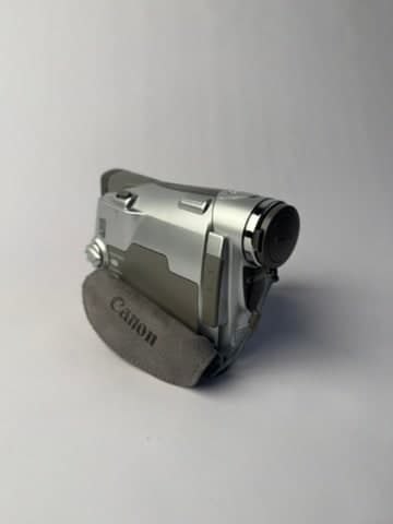 Canon ZR400 MiniDV Camcorder 20x Optical 400x Digital Zoom — thumbnail 2