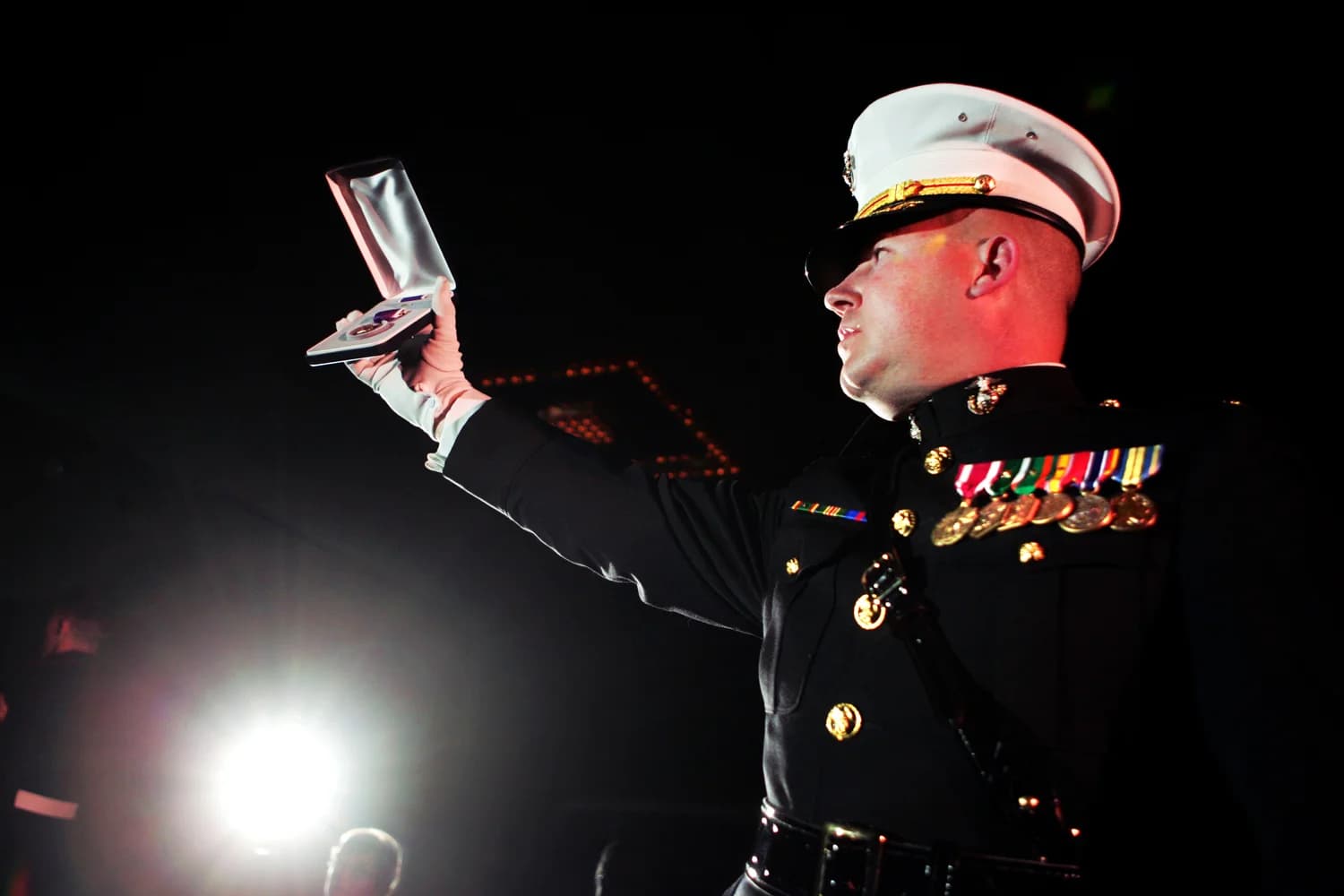 FINALSALUTE011